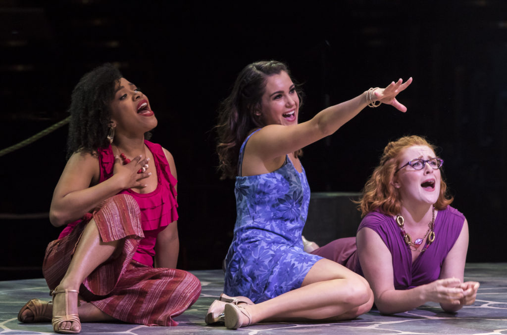 (from L to R) Carlina Parker as Lisa, Francesca Arostegui as Sophie Sheridan and Emily Kelly as Ali 