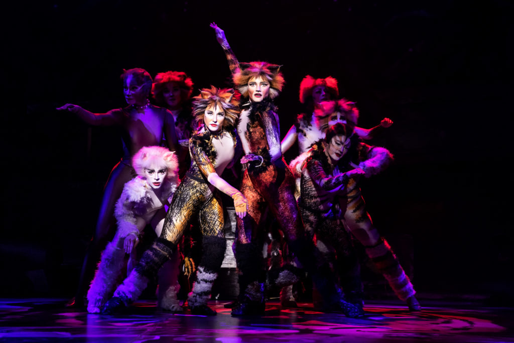 Company of CATS presented by Broadway On Tour at the Sacramento Community Center Theater Apr. 2 – 7, 2019. Photo by Matthew Murphy.