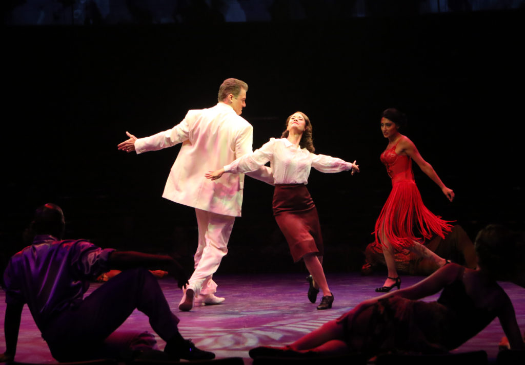 Edward Watts as Sky Masterson, Ali Ewoldt as Sarah Brown and the company of GUYS AND DOLLS produced by Broadway At Music Circus at the Wells Fargo Pavilion July 23-28. Photo by Charr Crail.